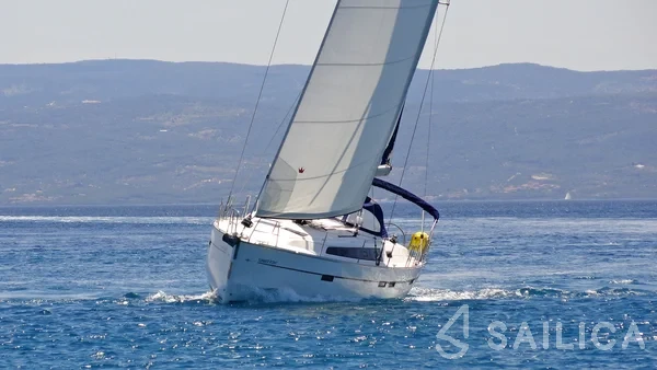 Bavaria 46 Cruiser - Yacht Charter Sailica