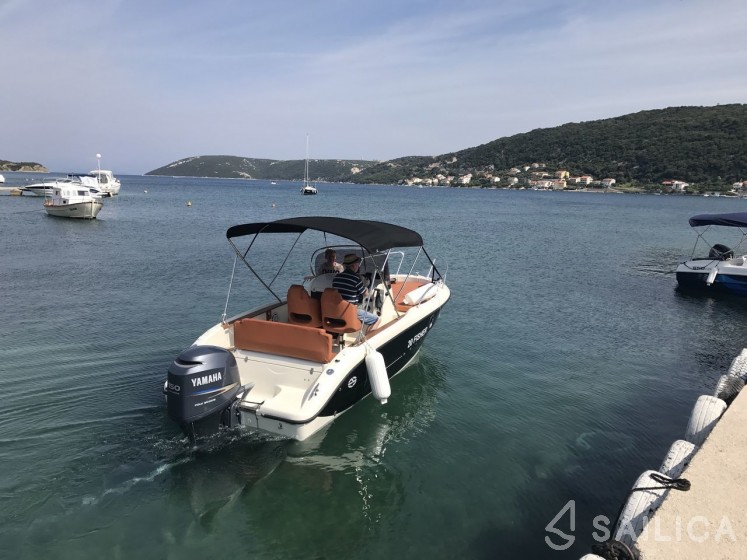 Fisher 20 - Yacht Charter Sailica