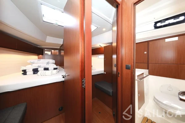 Bavaria Cruiser 46 Style - Yacht Charter Sailica
