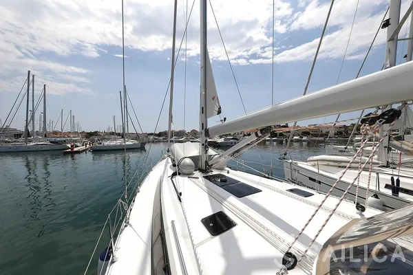 Bavaria Cruiser 46 Style - Yacht Charter Sailica