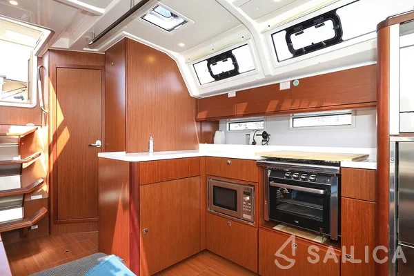 Bavaria Cruiser 46 Style - Yacht Charter Sailica