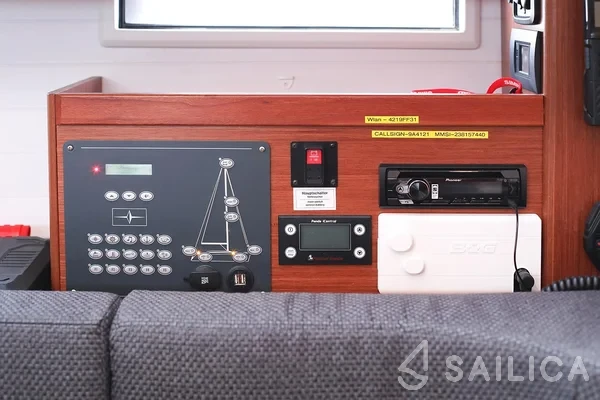 Bavaria Cruiser 46 Style - Yacht Charter Sailica
