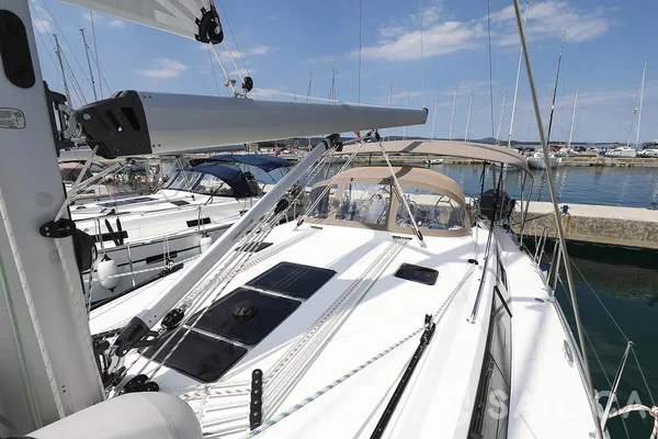 Bavaria Cruiser 46 Style - Yacht Charter Sailica