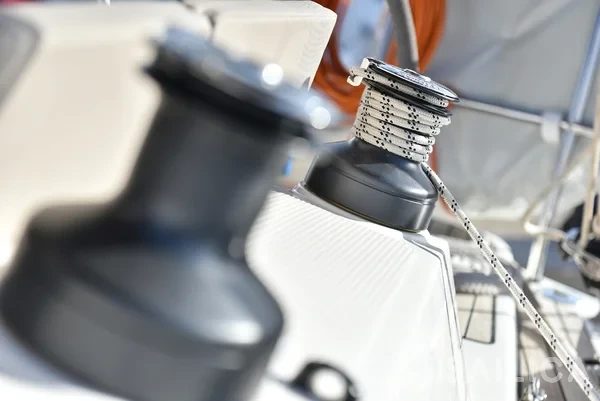 Bavaria 37 Cruiser - Yacht Charter Sailica