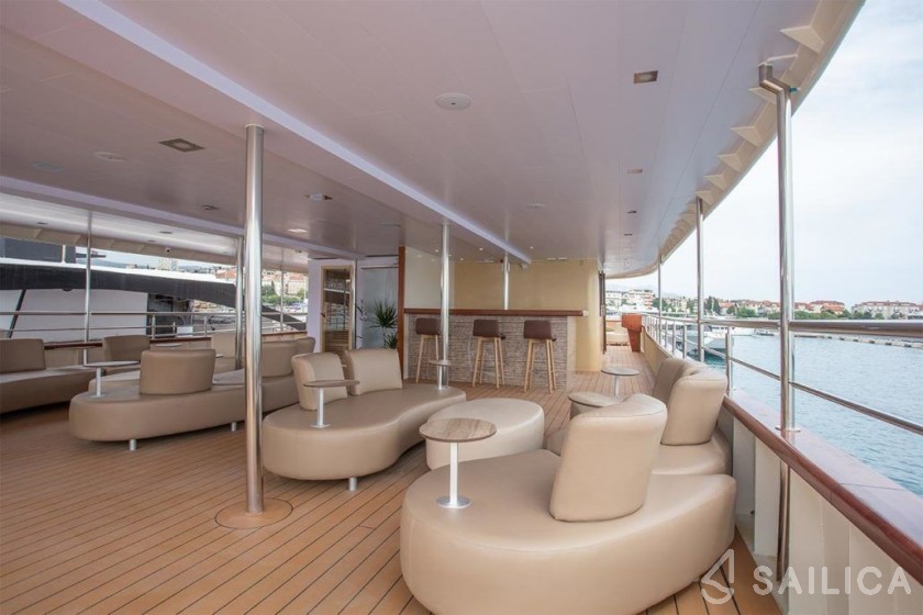 Custom Built - Yacht Charter Sailica