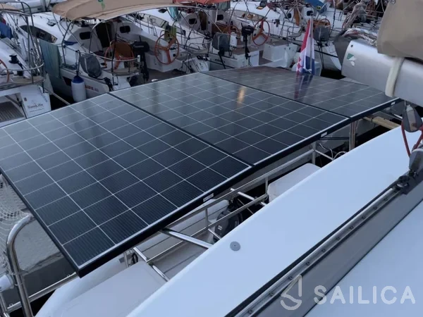 Lipari 41 - Photo #45 Lipari 41 - Yacht Charter Sailica