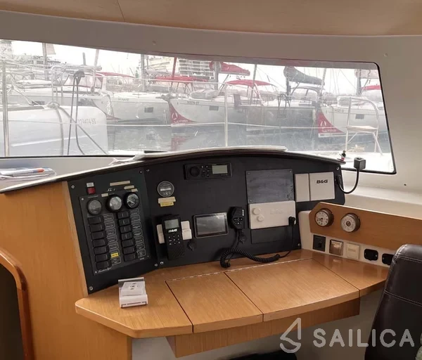 Lipari 41 - Photo #36 Lipari 41 - Yacht Charter Sailica