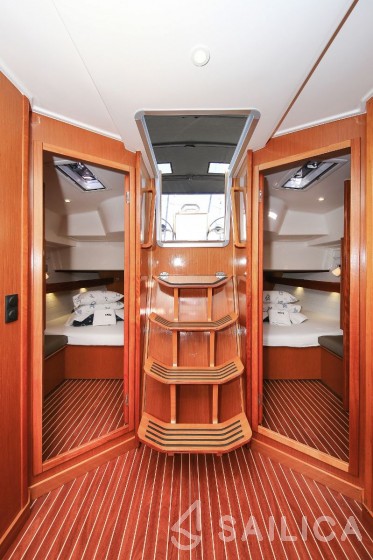 Bavaria Cruiser 45 - 4 cab. - Yacht Charter Sailica