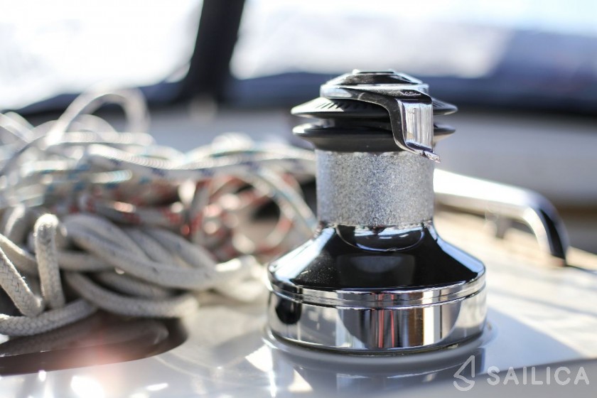 Bavaria Cruiser 45 - 4 cab. - Yacht Charter Sailica