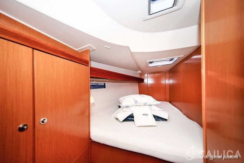 Bavaria Cruiser 45 - 4 cab. - Yacht Charter Sailica