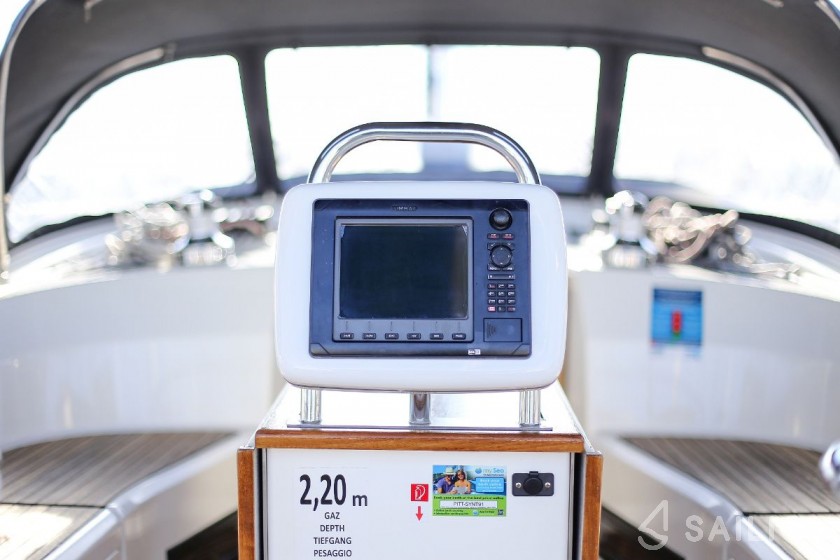 Bavaria Cruiser 45 - 4 cab. - Yacht Charter Sailica