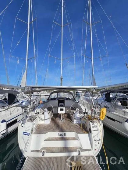 Bavaria 46 Cruiser - Yacht Charter Sailica