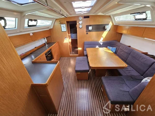Bavaria 46 Cruiser - Yacht Charter Sailica