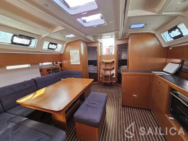 Bavaria 46 Cruiser - Yacht Charter Sailica