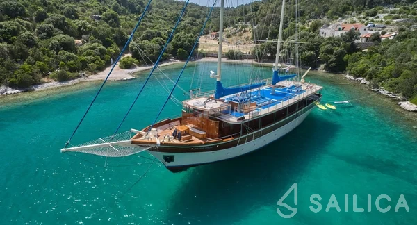 Gulet - Yacht Charter Sailica