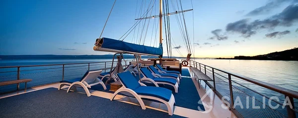 Gulet - Yacht Charter Sailica