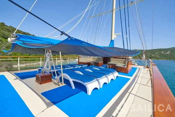 Gulet - Yacht Charter Sailica