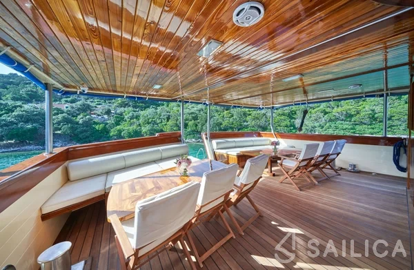 Gulet - Yacht Charter Sailica
