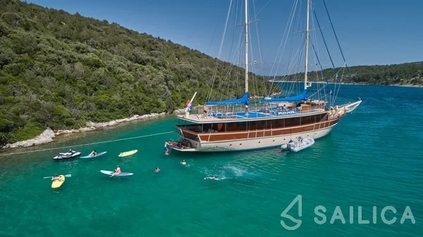 Gulet - Yacht Charter Sailica