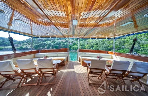 Gulet - Yacht Charter Sailica