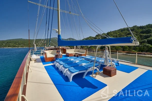 Gulet - Yacht Charter Sailica