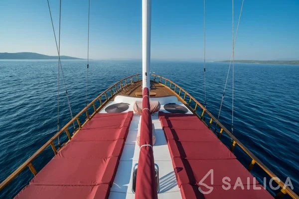 Gulet - Yacht Charter Sailica