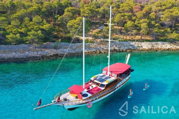 Gulet - Yacht Charter Sailica