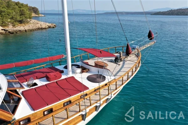 Gulet - Yacht Charter Sailica