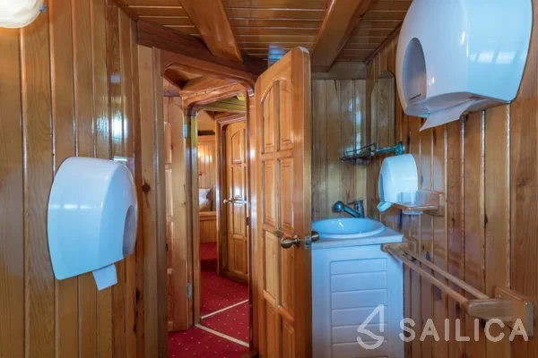 Gulet - Yacht Charter Sailica
