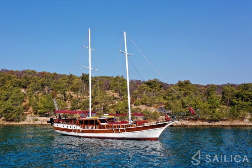 Gulet - Yacht Charter Sailica