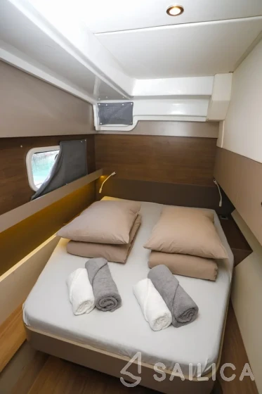 Bali Catspace - Yacht Charter Sailica