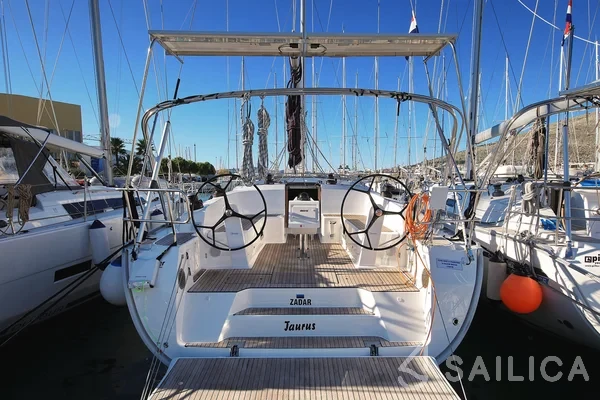 Bavaria 46 Cruiser - Yacht Charter Sailica