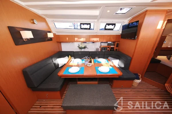 Bavaria 46 Cruiser - Yacht Charter Sailica