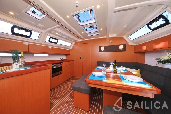 Bavaria 46 Cruiser - Yacht Charter Sailica