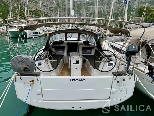 Sun Odyssey 410 - Yacht Charter Sailica