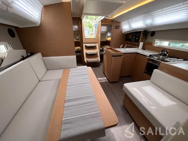 Sun Odyssey 410 - Yacht Charter Sailica