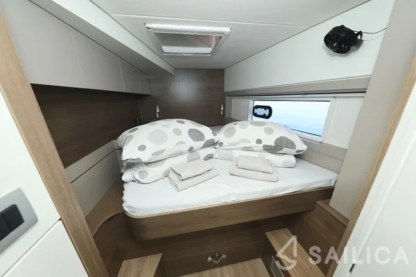 Bali 4.4 - Yacht Charter Sailica