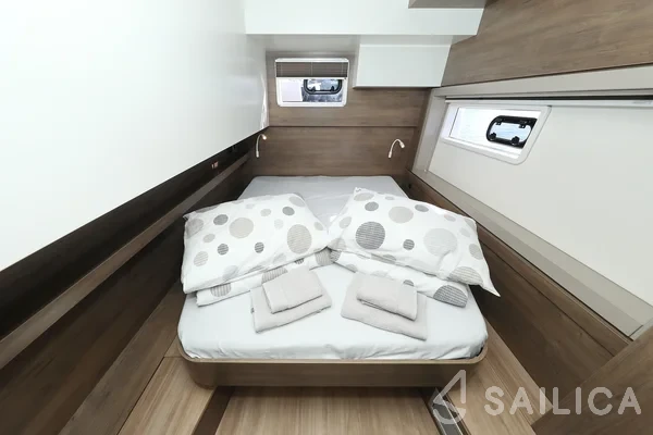 Bali 4.4 - Yacht Charter Sailica