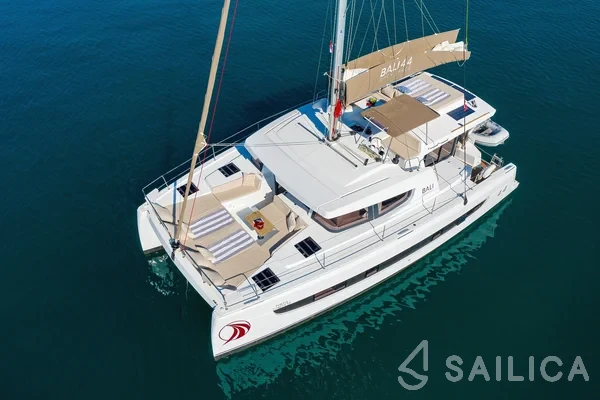 Bali 4.4 - Yacht Charter Sailica