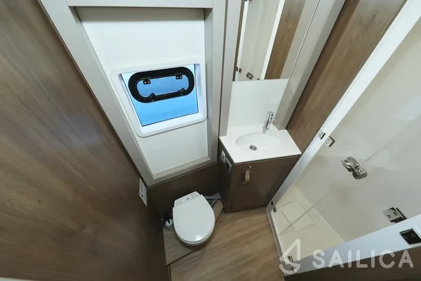 Bali 4.4 - Yacht Charter Sailica