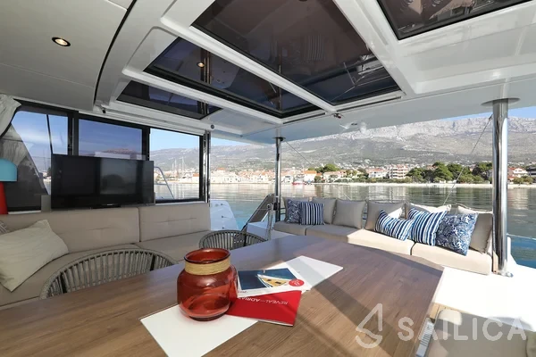 Bali 4.4 - Yacht Charter Sailica