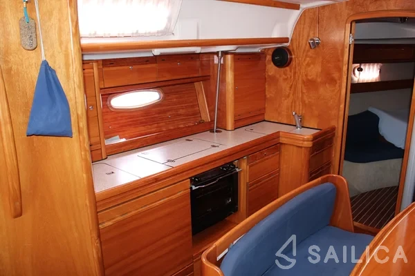 Bavaria 39 Cruiser - Yacht Charter Sailica