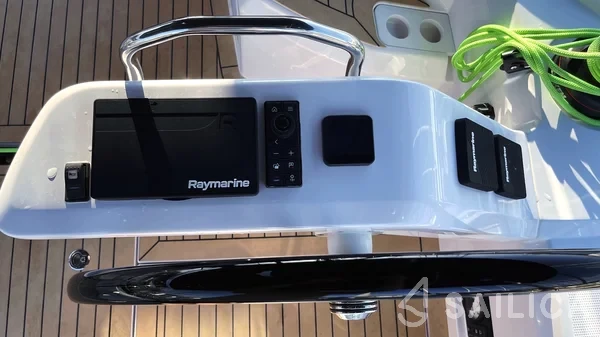 Elan E6 - Yacht Charter Sailica