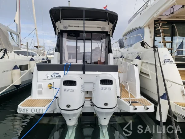 Merry Fisher 895 - Yacht Charter Sailica