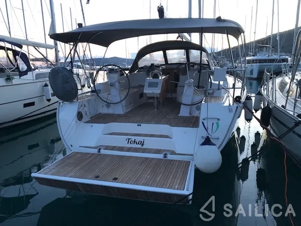 Bavaria 46 Cruiser - Yacht Charter Sailica