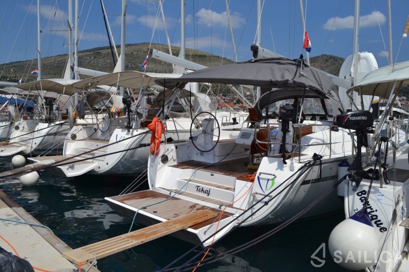 Bavaria 46 Cruiser - Yacht Charter Sailica