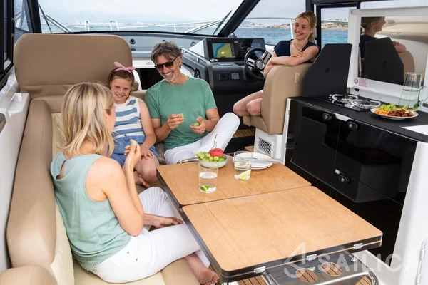 Bavaria SR36HT - Yacht Charter Sailica