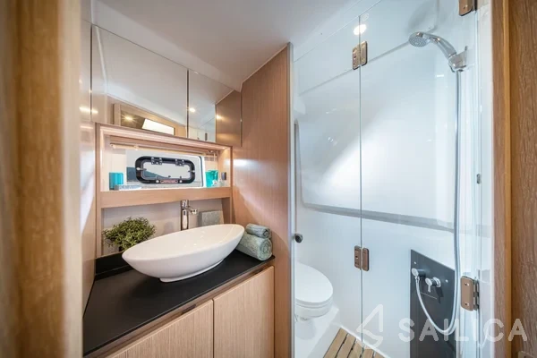 Bavaria SR36HT - Yacht Charter Sailica