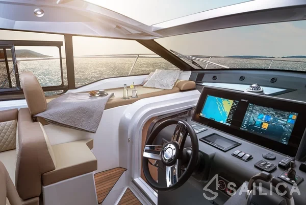 Bavaria SR36HT - Yacht Charter Sailica