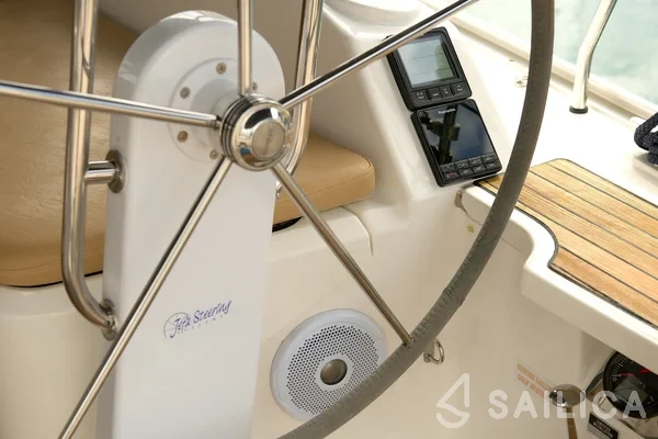 Bavaria 37 Cruiser - Yacht Charter Sailica